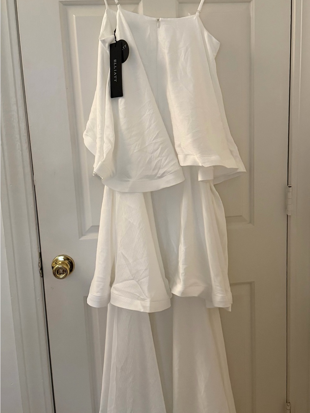 ELLIATT Tilly Tiered Maxi Dress in white - Picture 4 of 4